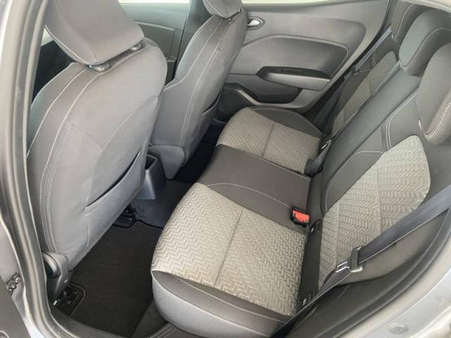 Renault Clio image 8
