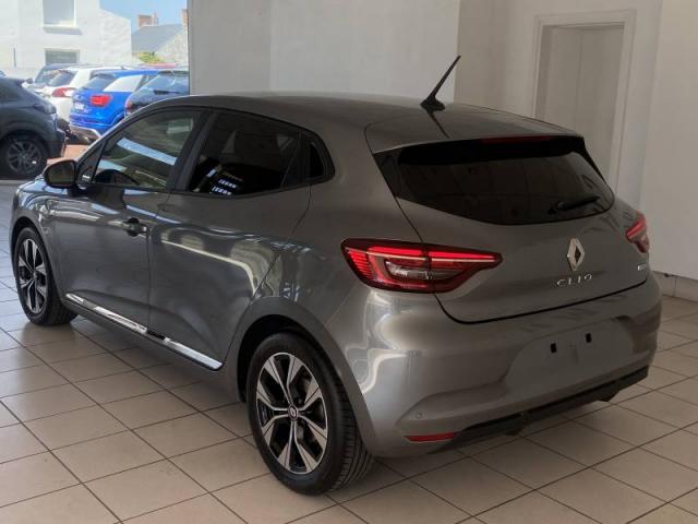 Renault Clio image 4