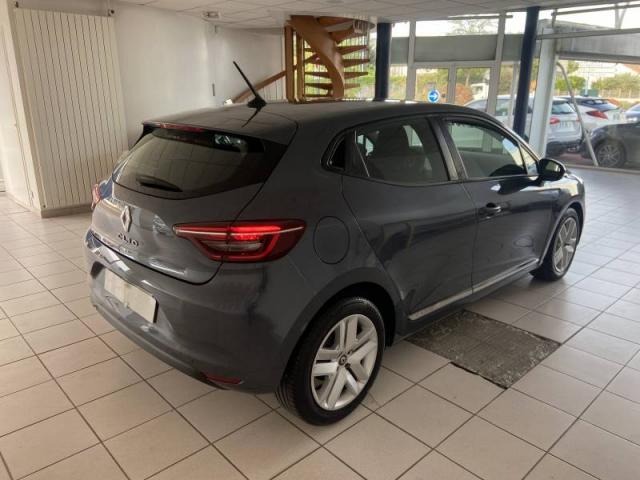 Renault Clio image 1