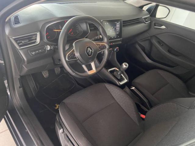Renault Clio image 8