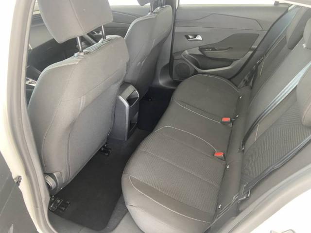 Peugeot 308 image 9