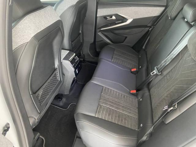 Peugeot 3008 image 3