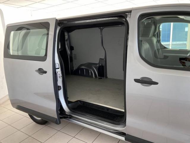 Opel Vivaro image 7