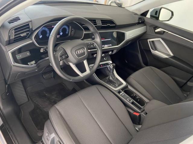 Audi Q3 image 8