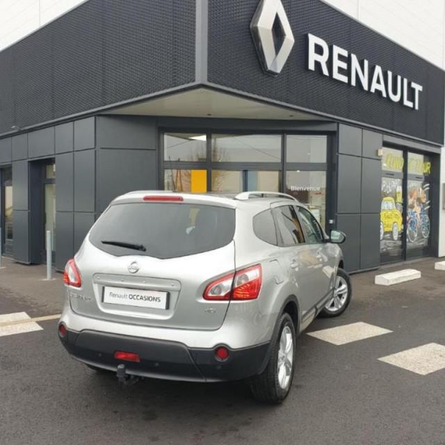 Nissan Qashqai+2 image 3