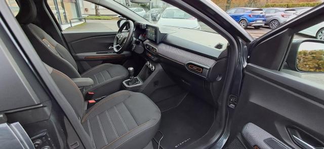 Dacia Sandero image 2