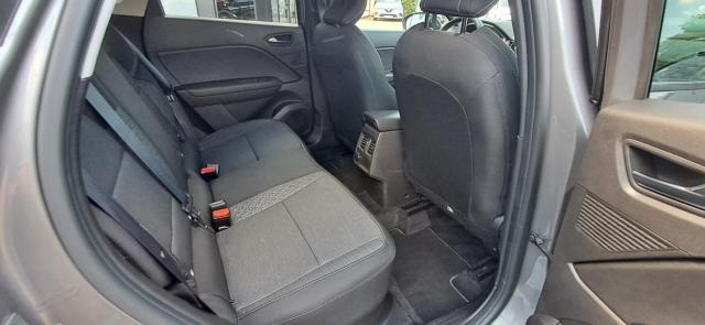 Renault Captur image 2