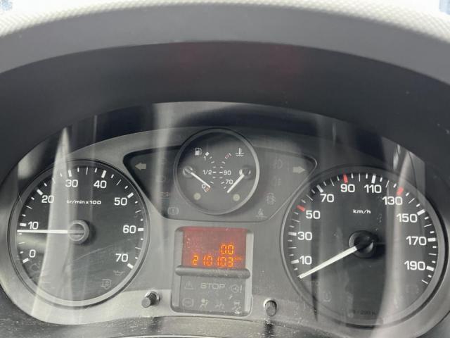 Peugeot Partner image 3