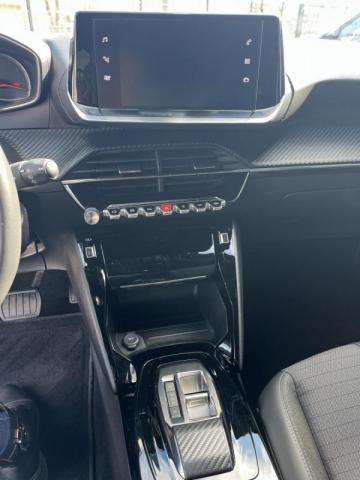 Peugeot 2008 image 4