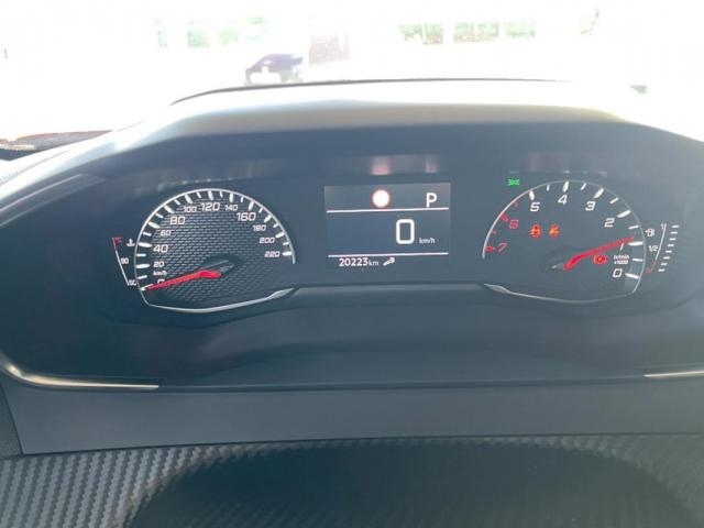 Peugeot 2008 image 5