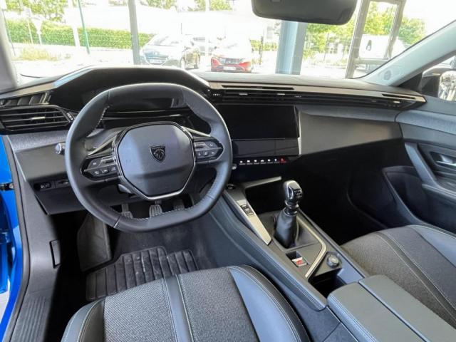 Peugeot 308 image 2