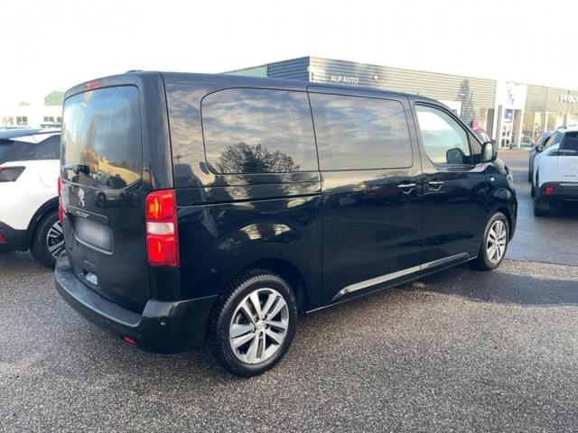 Peugeot Traveller image 6