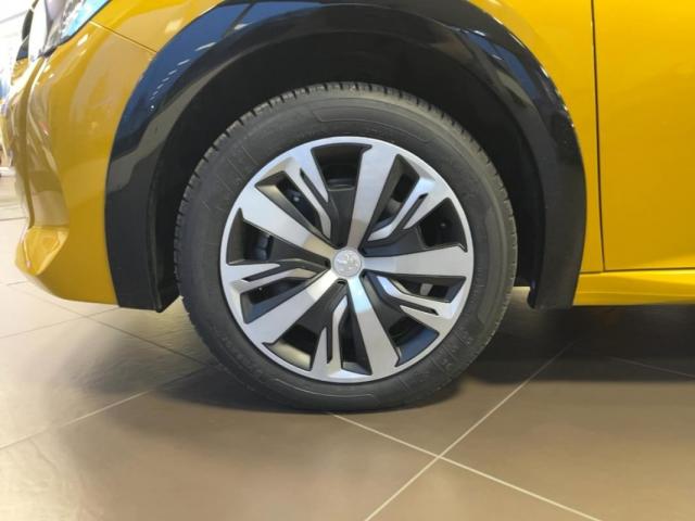 Peugeot E-208 image 6