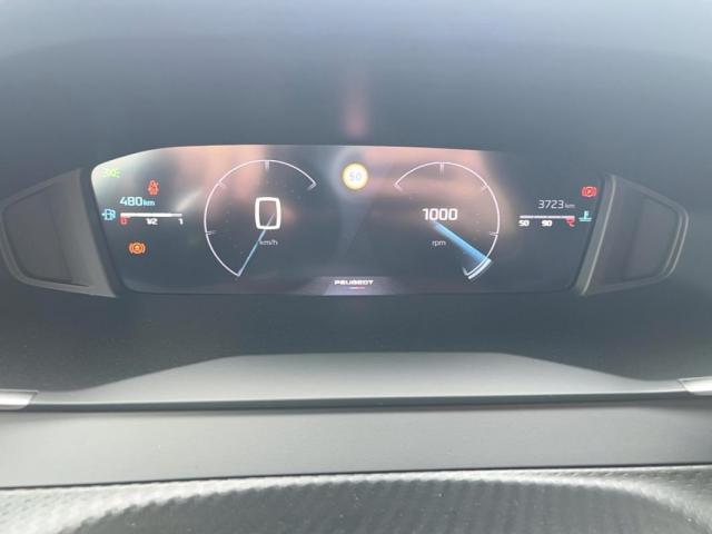 Peugeot 2008 image 3