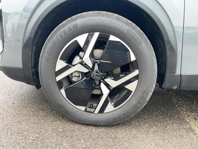 Peugeot 2008 image 6