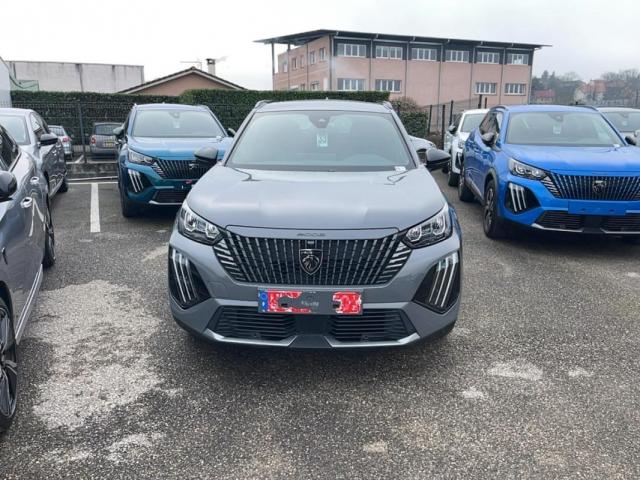 Peugeot 2008 image 2