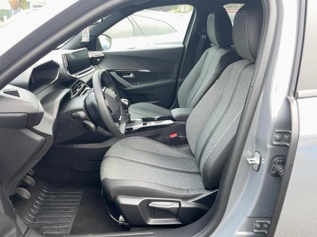 Peugeot 2008 image 8