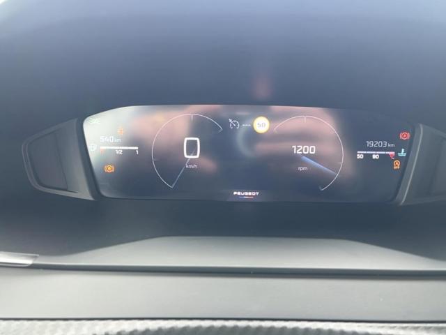 Peugeot 2008 image 6