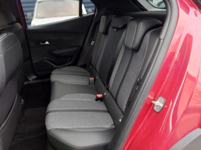 Peugeot 2008 image 3