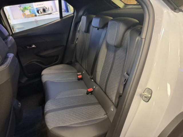 Peugeot 2008 image 4