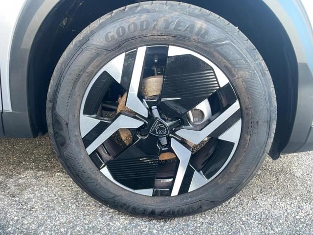 Peugeot 2008 image 9