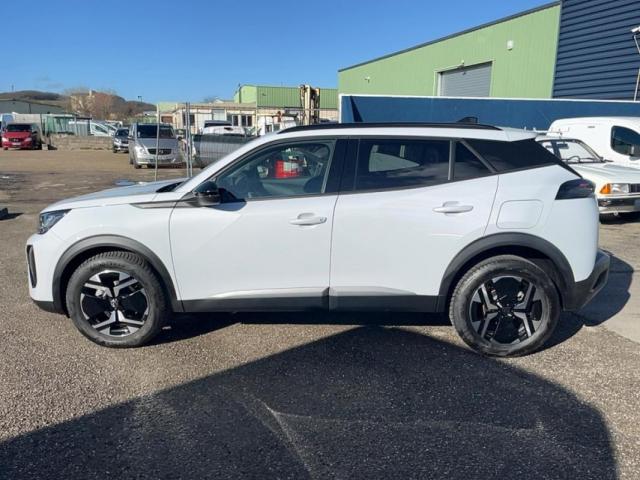 Peugeot 2008 image 1