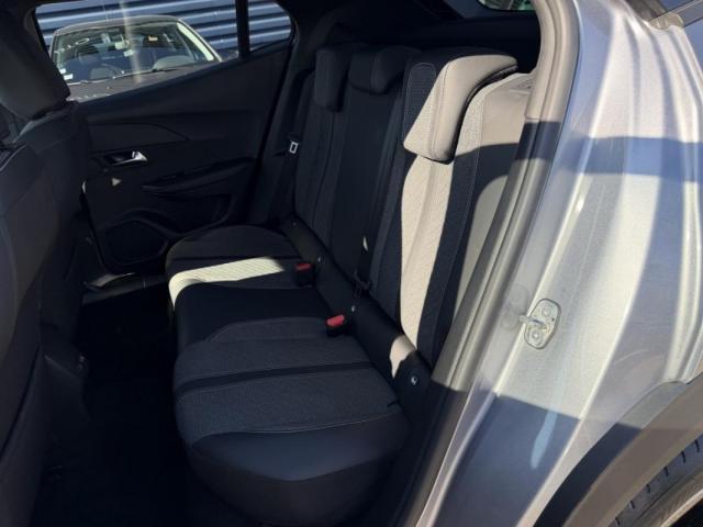 Peugeot 2008 image 7