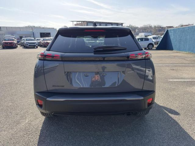 Peugeot 2008 image 6