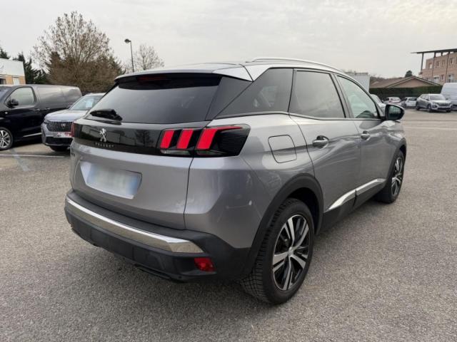Peugeot 3008 image 2
