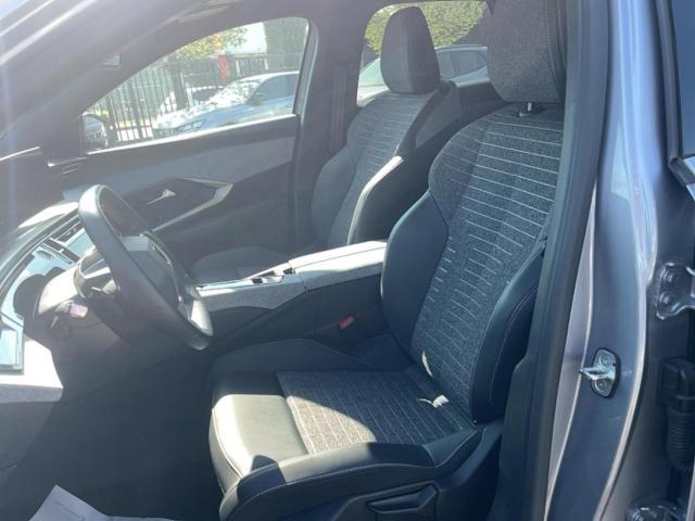 Peugeot 3008 image 7
