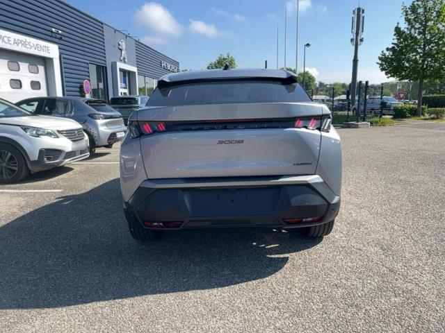 Peugeot 3008 image 2