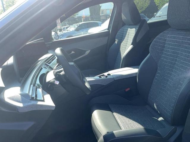 Peugeot 5008 image 8