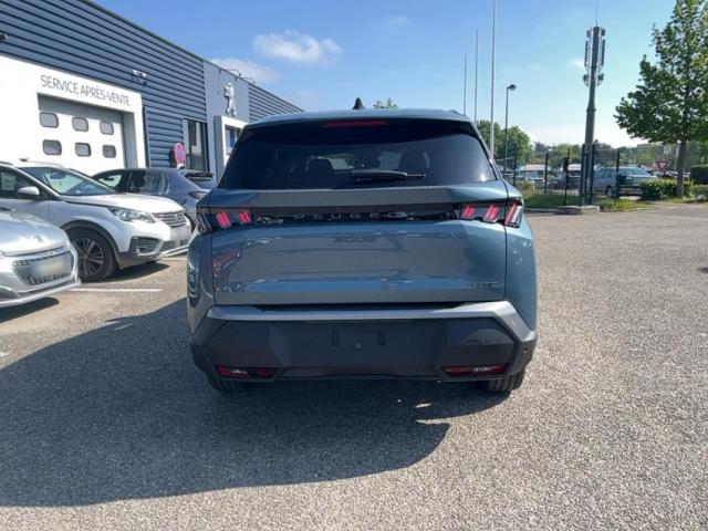 Peugeot 5008 image 1