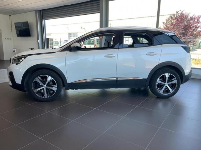 Peugeot 3008 image 8