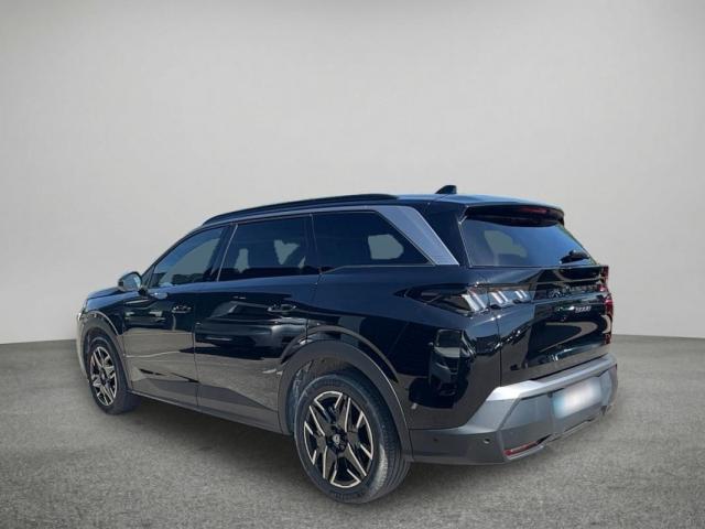 Peugeot 5008 image 1