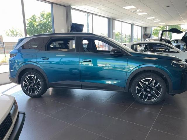 Peugeot 5008 image 3