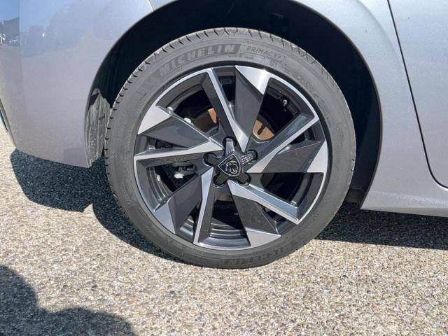 Peugeot 308 image 6