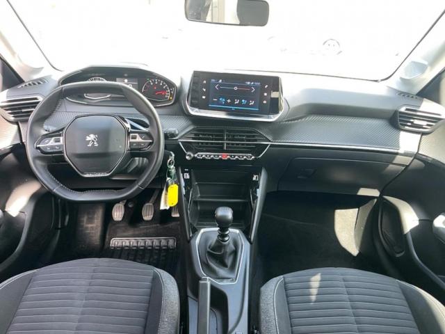 Peugeot 208 image 1