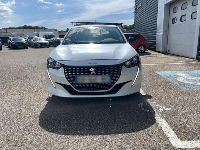 Peugeot 208 image 3