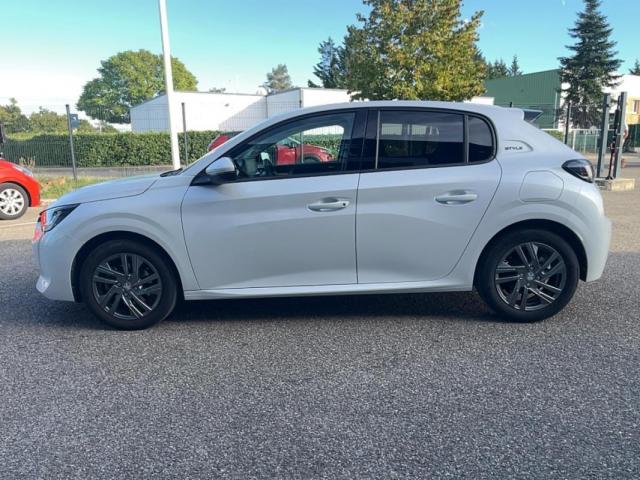 Peugeot 208 image 3