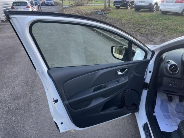 Renault Clio image 6