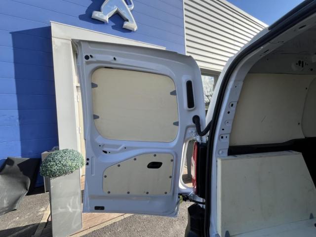 Peugeot Partner image 2