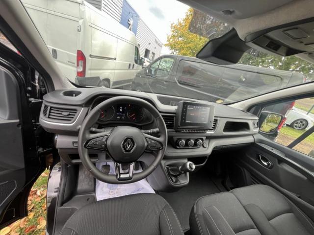 Renault Trafic image 8