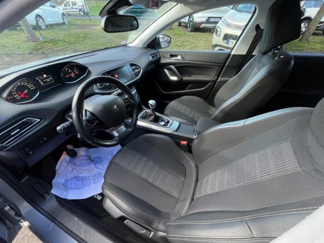 Peugeot 308 image 6
