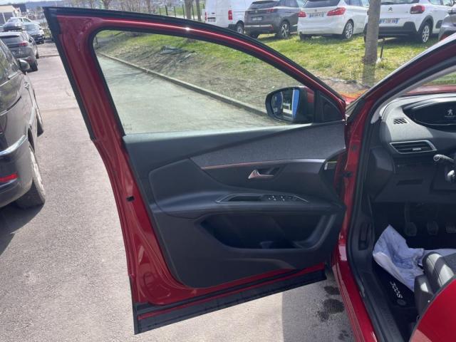 Peugeot 3008 image 6