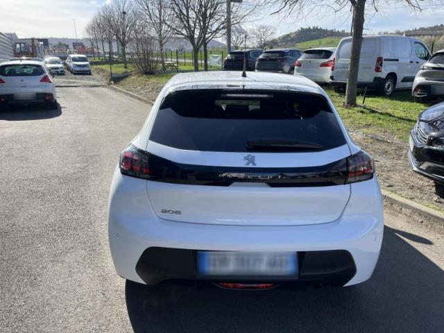 Peugeot 208 image 3