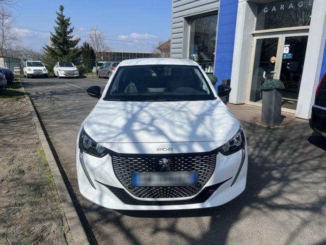 Peugeot E-208 image 1