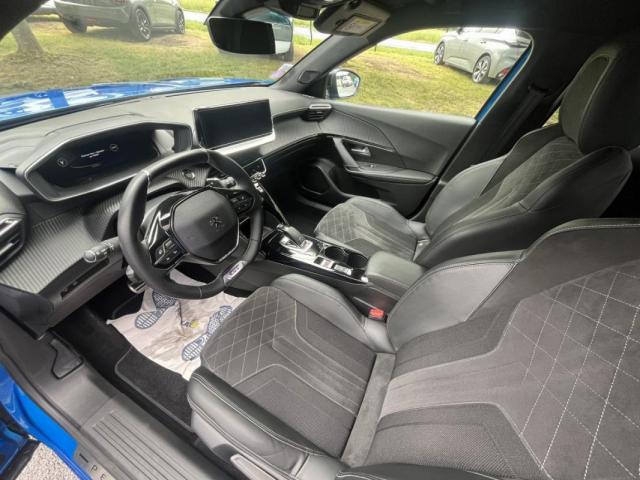Peugeot 2008 image 3