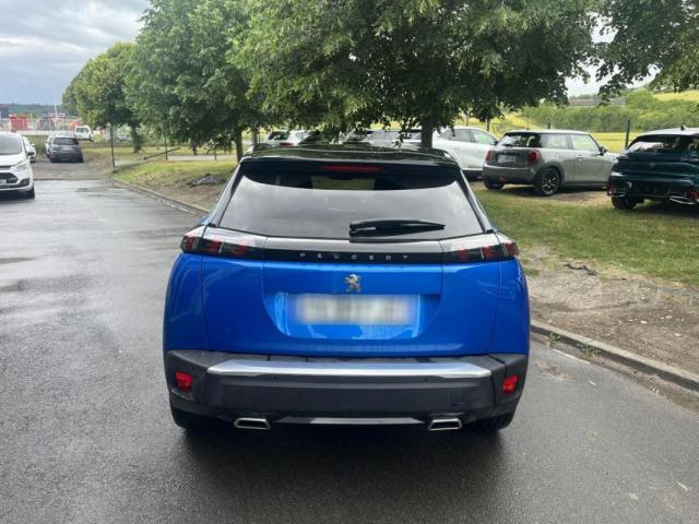 Peugeot 2008 image 8