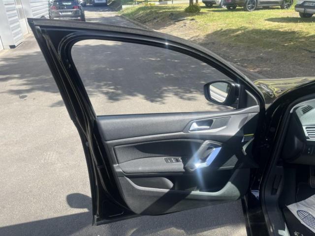 Peugeot 308 image 8